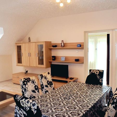 Relax Apartman ザラカロシュ エクステリア 写真
