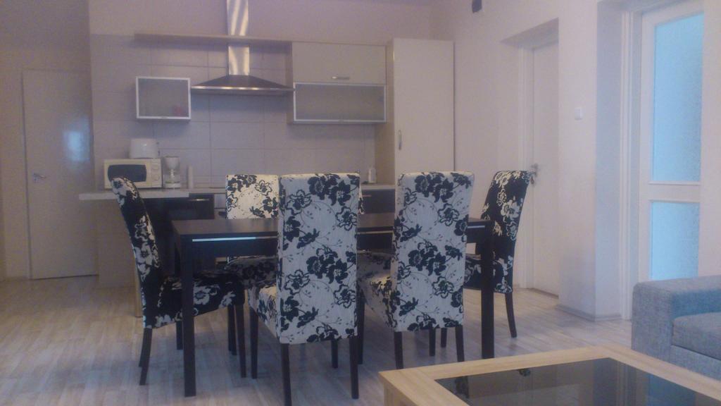 Relax Apartman ザラカロシュ 部屋 写真
