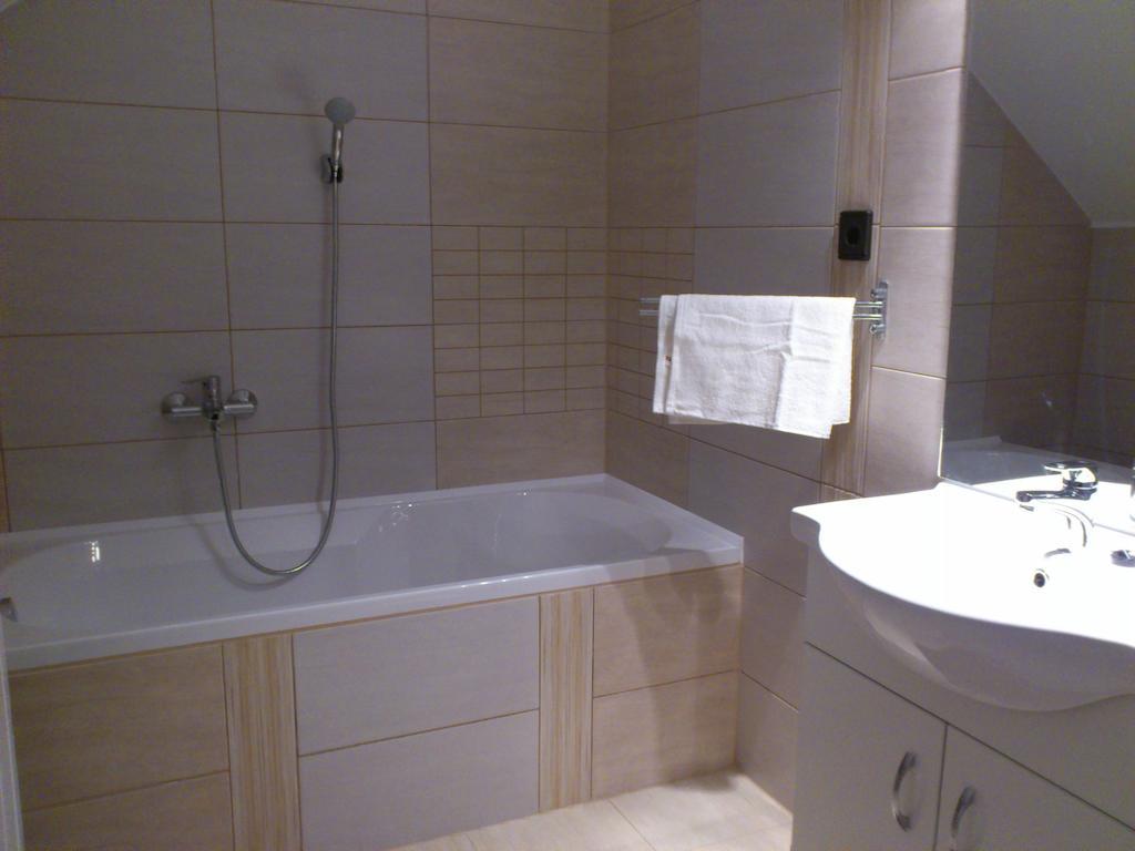 Relax Apartman ザラカロシュ 部屋 写真